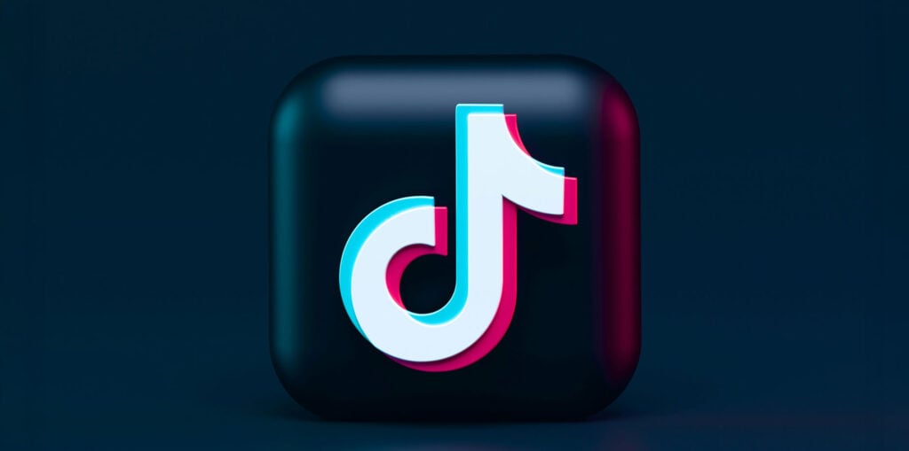 TikTok Scam Ads Use AI to Impersonate Celebrities Like Taylor Swift